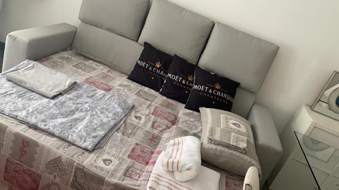 Decoluxe !Apartamento Con 1 Camera Da Letto , In Zona San Paolo , Via Martiniana Turín Exteriér fotografie
