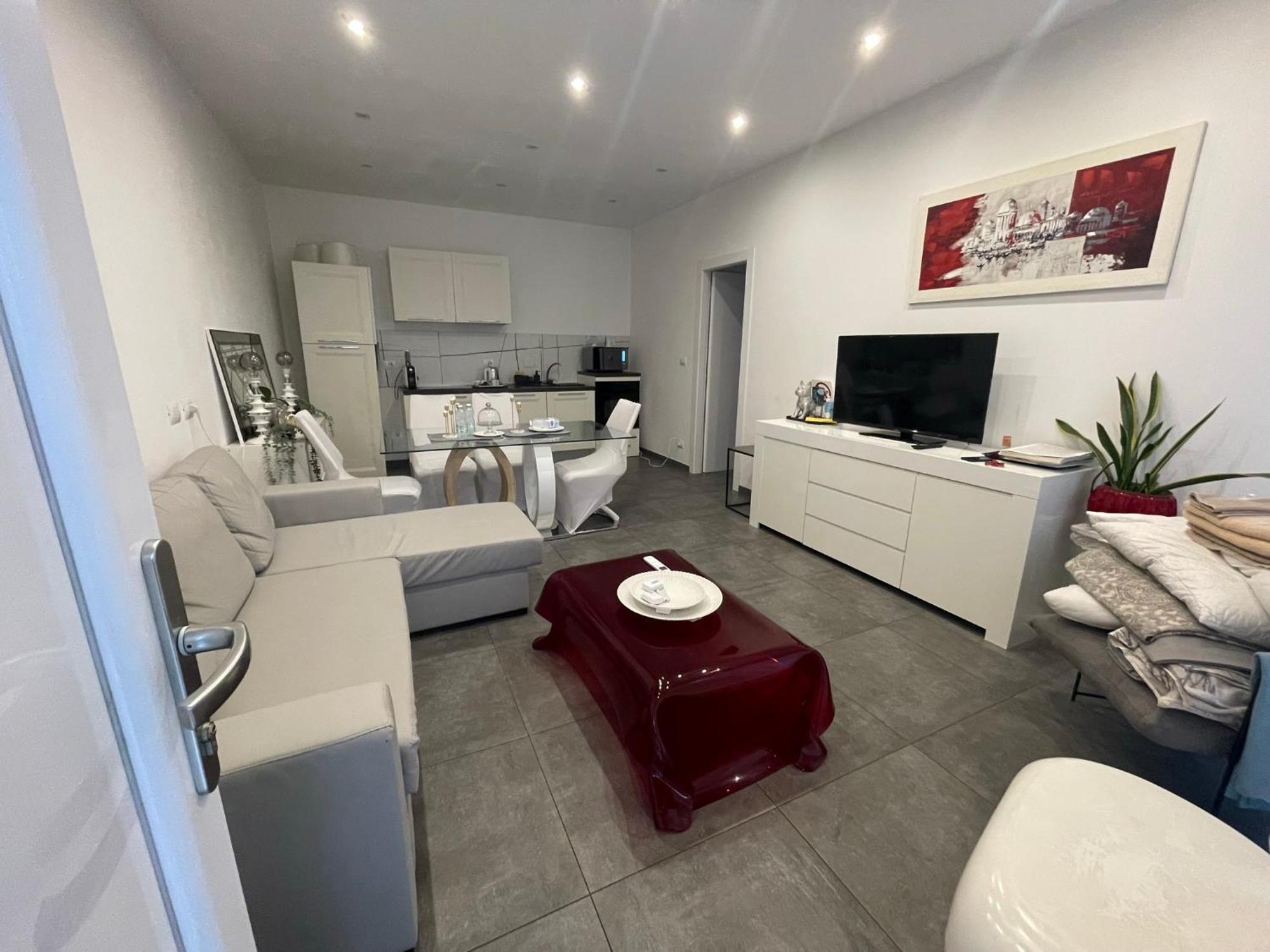 Decoluxe !Apartamento Con 1 Camera Da Letto , In Zona San Paolo , Via Martiniana Turín Exteriér fotografie