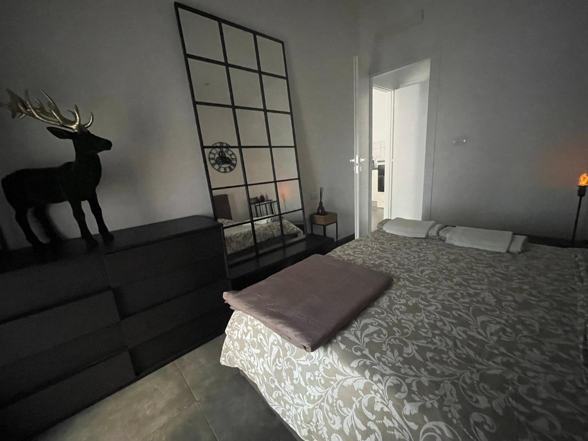Decoluxe !Apartamento Con 1 Camera Da Letto , In Zona San Paolo , Via Martiniana Turín Exteriér fotografie