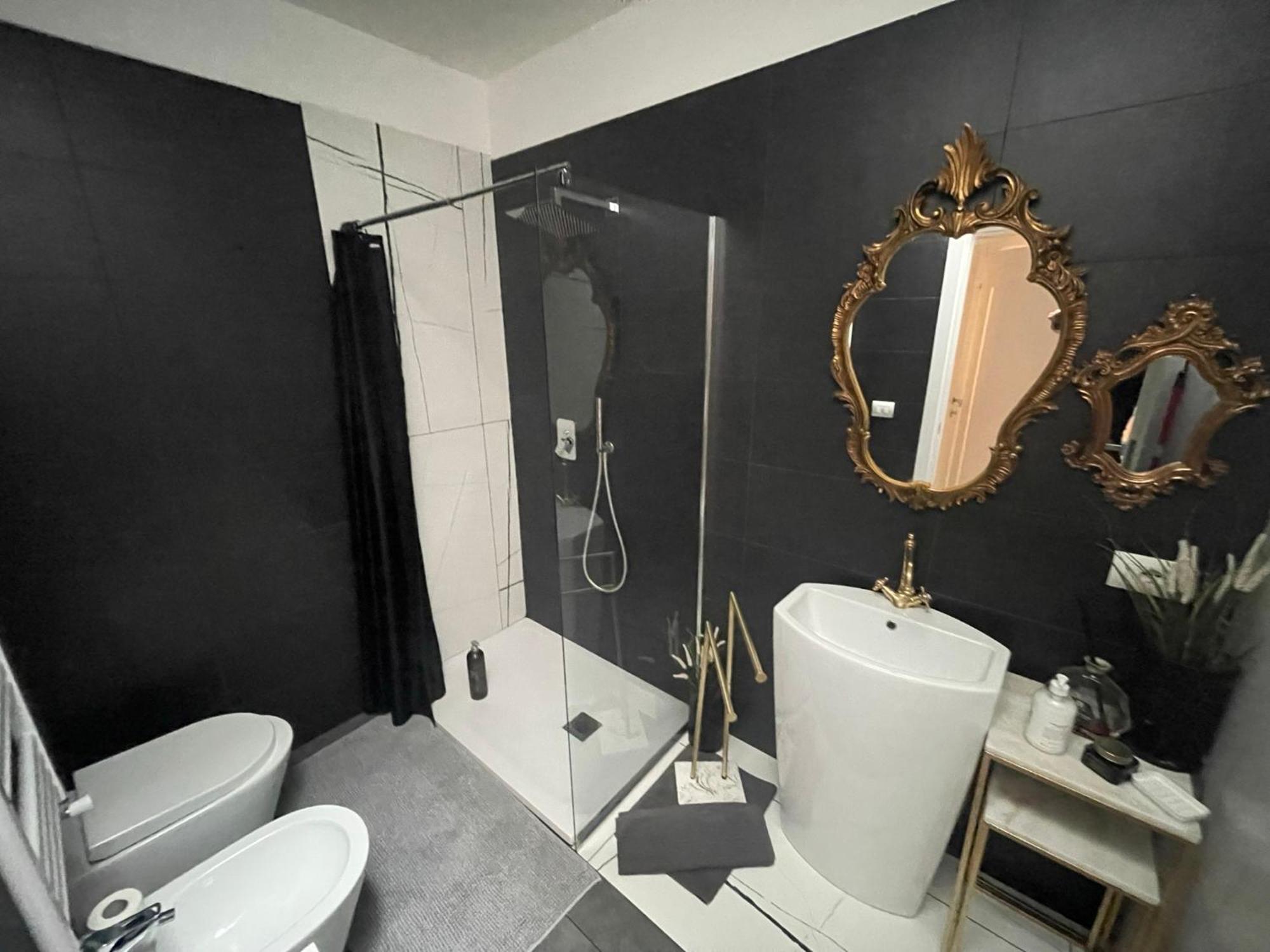 Decoluxe !Apartamento Con 1 Camera Da Letto , In Zona San Paolo , Via Martiniana Turín Exteriér fotografie