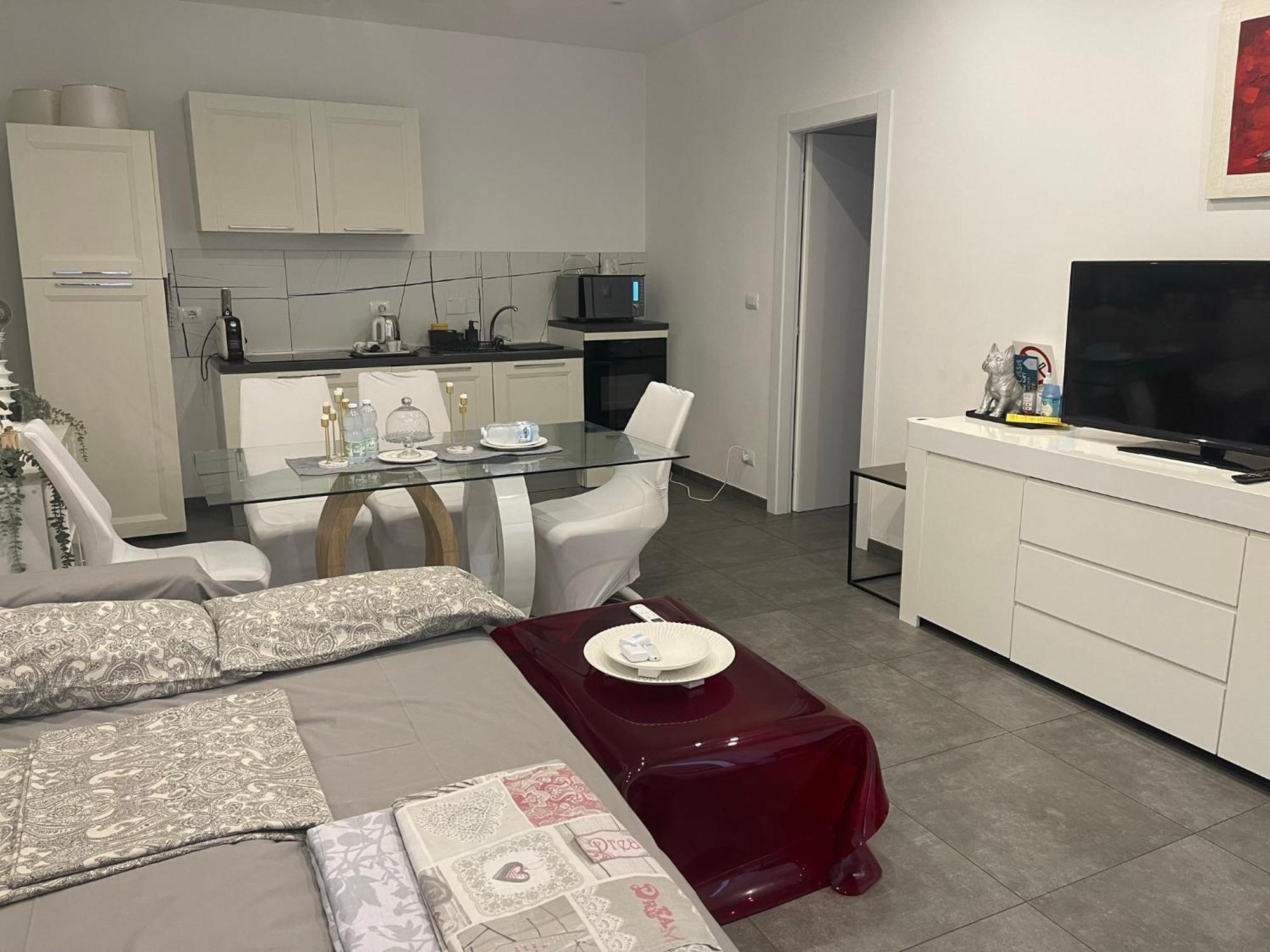 Decoluxe !Apartamento Con 1 Camera Da Letto , In Zona San Paolo , Via Martiniana Turín Exteriér fotografie